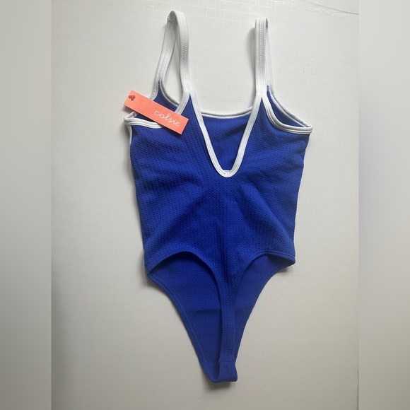 Colsie Women's textured Bodysuit with contrast trim and keyhole - Blue NWT - Picture 2 of 3
